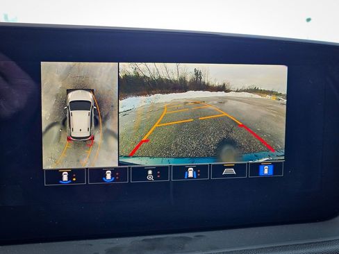 Certified 2024 Buick Encore GX Avenir w/ Avenir Technology Package image 24