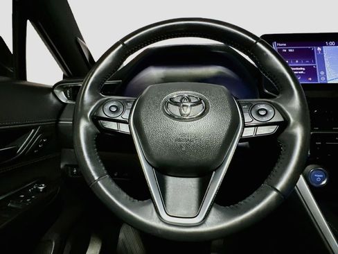 Used 2021 Toyota Venza Limited w/ Advanced Technology Package image 10