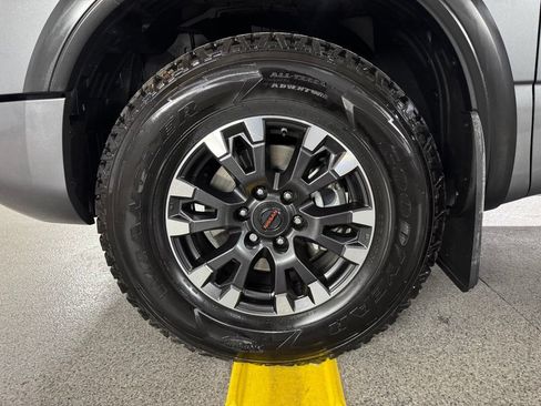 Used 2020 Nissan Titan PRO-4X w/ Pro-4x Convenience Package AWD/4WD image 21