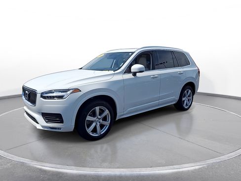 Used 2022 Volvo XC90 T5 Momentum AWD/4WD image 4