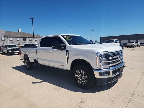 Certified 2025 Ford F350 Lariat w/ Lariat Ultimate Package AWD/4WD image 1