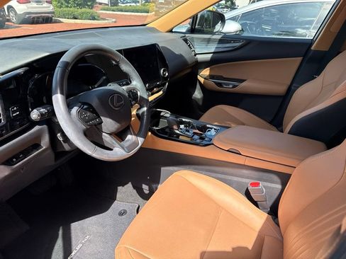 Used 2023 Lexus NX 350 AWD image 5