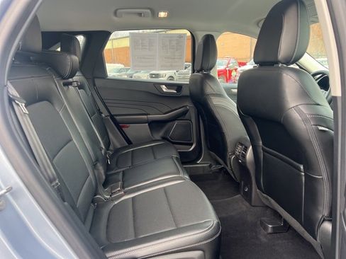 Used 2022 Ford Escape SEL image 13