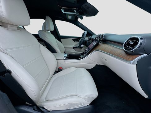 Used 2023 Mercedes-Benz C 300 4MATIC Sedan w/ Exclusive Trim Package image 20