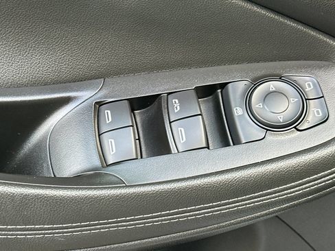 Used 2024 Buick Encore GX Preferred FWD image 12