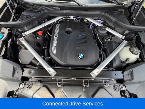 Used 2026 BMW X7 xDrive40i AWD/4WD image 17