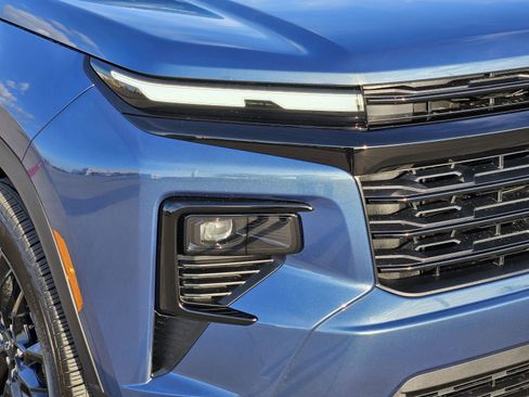 New 2026 Chevrolet Traverse LT w/ Midnight/Sport Edition FWD image 10