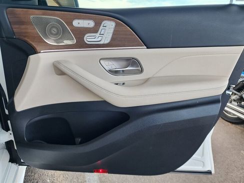 Used 2023 Mercedes-Benz GLE 350 4MATIC w/ AMG Line Exterior image 67