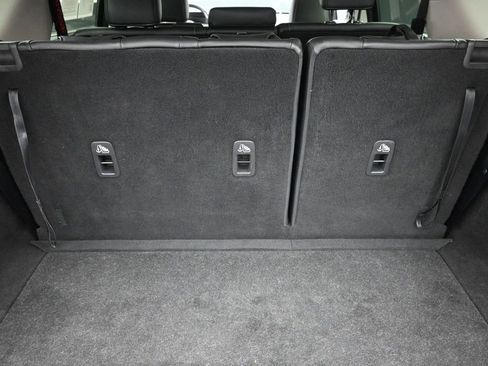 Used 2022 Nissan Pathfinder SL image 10