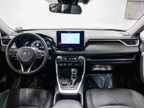 Certified 2024 Toyota RAV4 XLE w/ Convenience Package AWD/4WD image 12