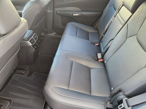 Used 2025 Lexus RX 350 FWD image 29