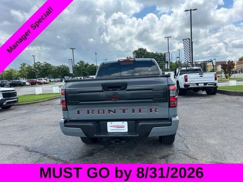 Used 2025 Nissan Frontier PRO-4X AWD/4WD image 4