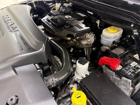 Used 2020 RAM 2500 Limited AWD/4WD image 97