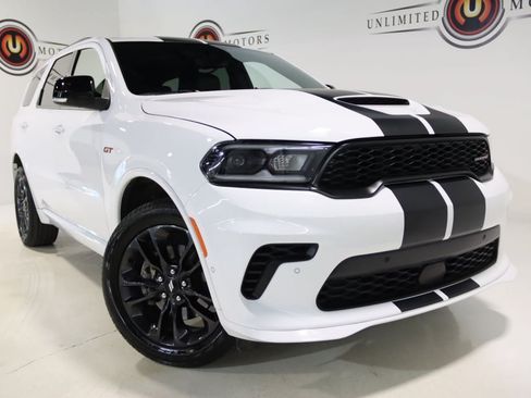 Used 2025 Dodge Durango GT AWD/4WD image 7