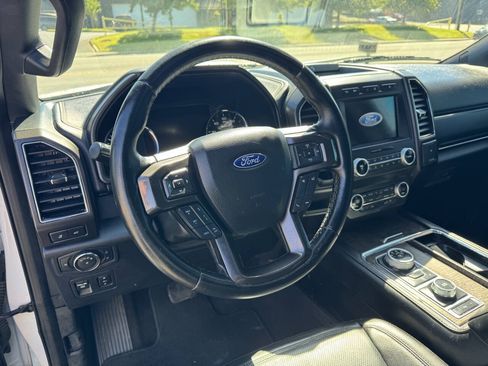 Used 2021 Ford Expedition Max Limited AWD/4WD image 6