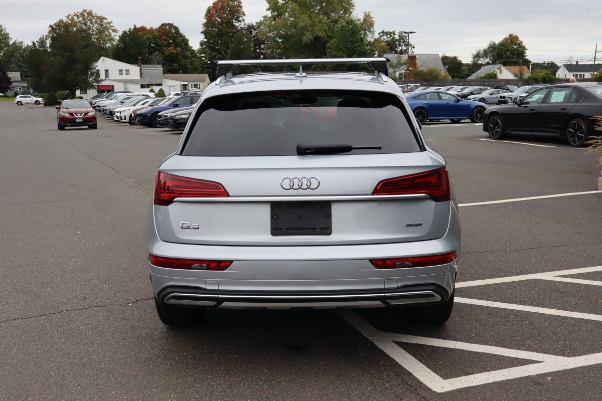 Used 2023 Audi Q5 2.0T Premium Plus w/ Premium Plus Package AWD/4WD image 8