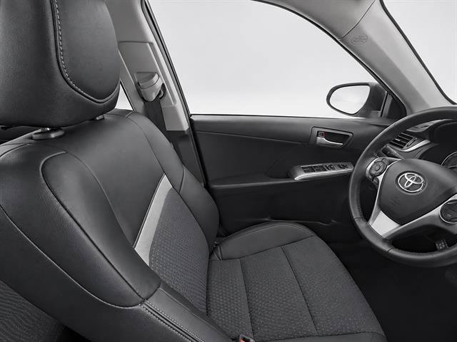 Used 2012 Toyota Camry SE FWD image 10