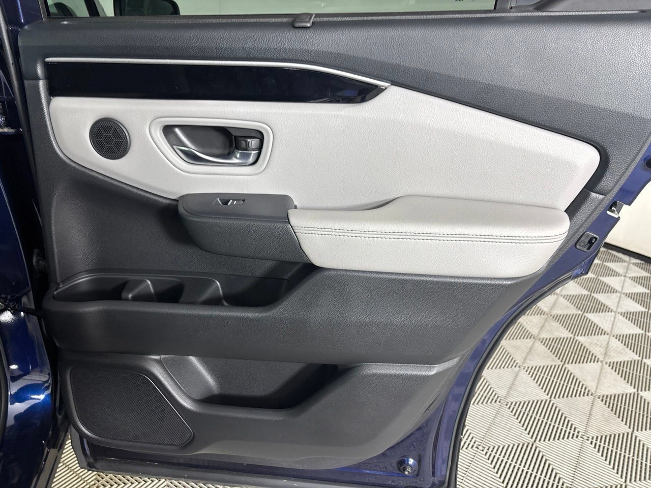 Used 2023 Honda Pilot EX-L image 31