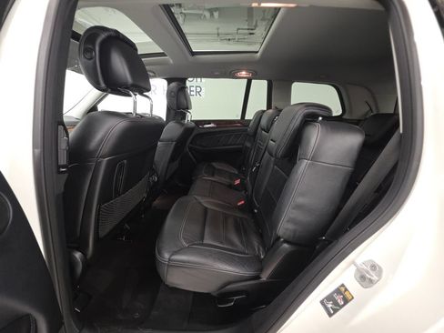 Used 2015 Mercedes-Benz GL 450 4MATIC image 22