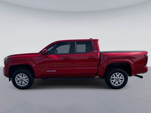 Used 2026 Toyota Tacoma SR5 RWD image 7