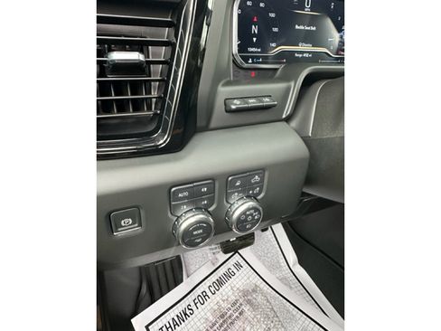 Used 2024 GMC Sierra 3500 AT4 w/ Technology Package AWD/4WD image 15