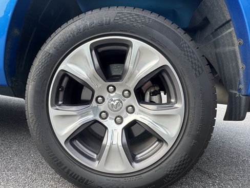 Used 2022 RAM 1500 Laramie AWD/4WD image 21