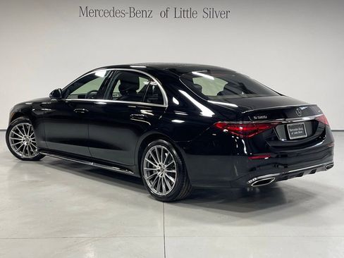 Used 2026 Mercedes-Benz S 580 4MATIC Sedan image 3