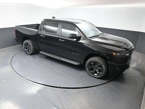 New 2026 RAM 1500 Express AWD/4WD image 32