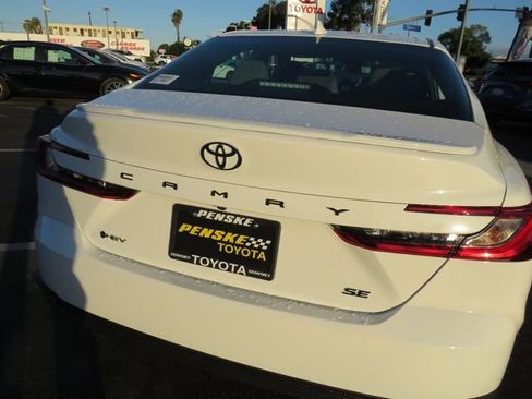 Certified 2026 Toyota Camry SE image 11