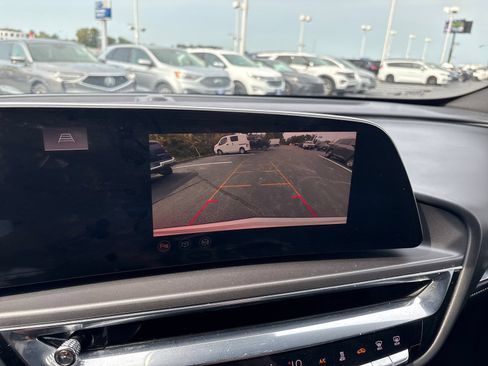 Used 2024 Cadillac Lyriq Tech RWD image 44