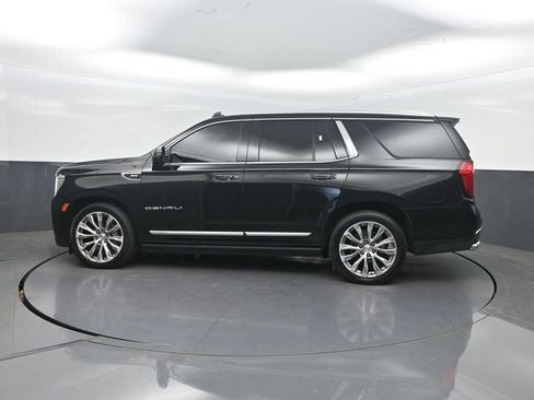 Used 2021 GMC Yukon Denali w/ Denali Ultimate Package AWD/4WD image 2