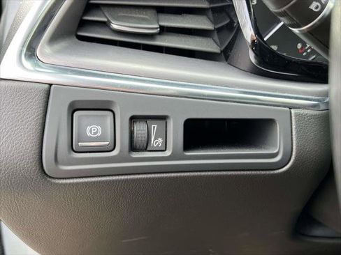 Used 2023 Cadillac XT5 Luxury image 22