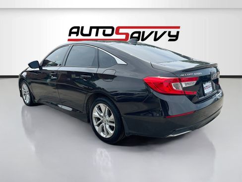 Used 2018 Honda Accord LX image 5