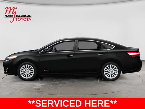 Used 2014 Toyota Avalon Limited FWD image 4
