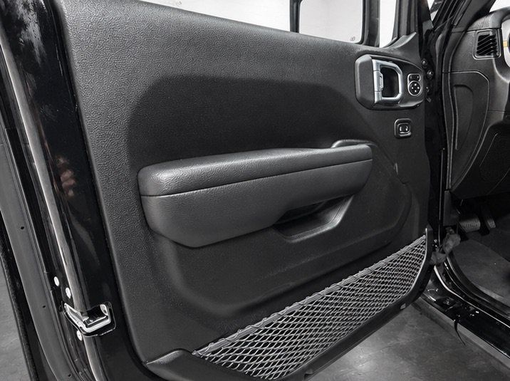 Used 2026 Jeep Wrangler Unlimited Sport AWD/4WD image 8