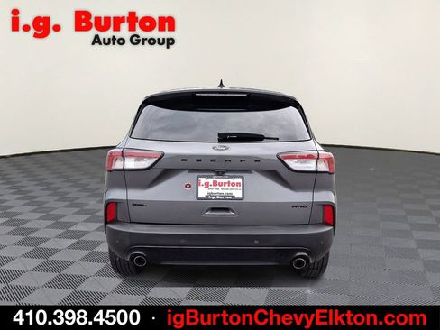 Used 2021 Ford Escape SEL w/ SEL Stealth AWD Package image 5