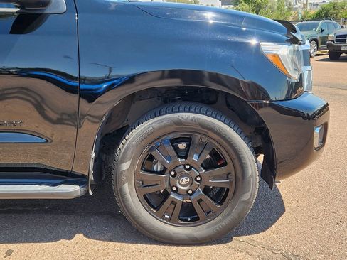 Used 2018 Toyota Sequoia TRD Sport AWD/4WD image 29