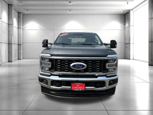 Used 2026 Ford F350 Lariat AWD/4WD image 3