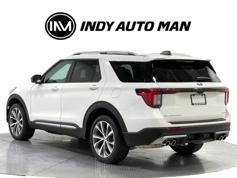 Used 2025 Ford Explorer Platinum w/ Ultimate Package AWD/4WD image 6