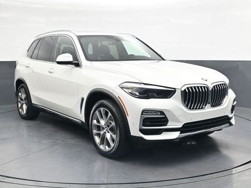 Used 2021 BMW X5 xDrive40i AWD/4WD image 2