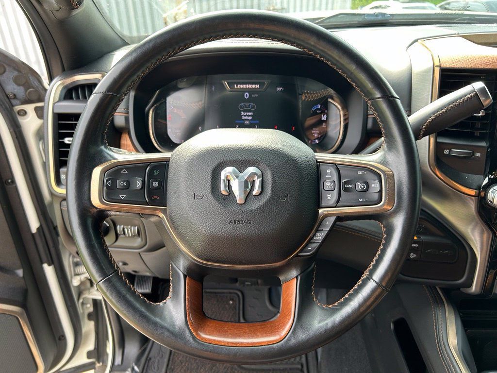 Used 2023 RAM 2500 Limited AWD/4WD image 21