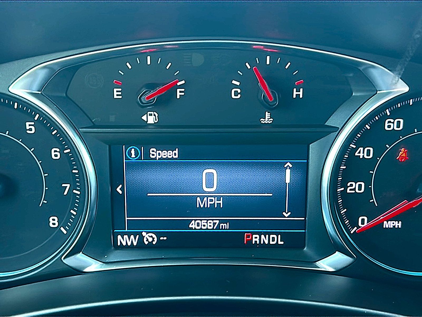 Used 2023 Chevrolet Equinox RS FWD image 29