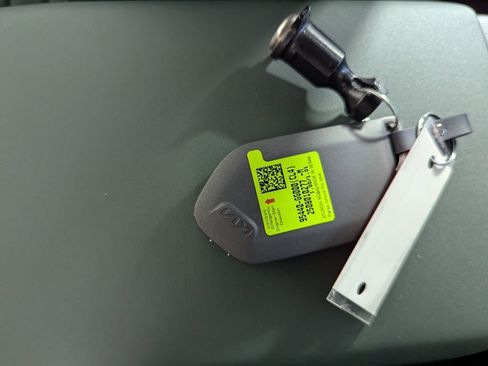 New 2025 Kia K4 EX image 24