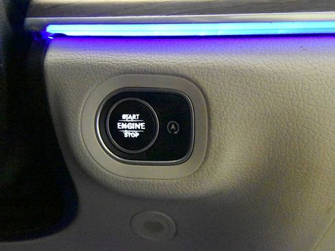 Used 2021 Mercedes-Benz GLS 450 4MATIC image 26