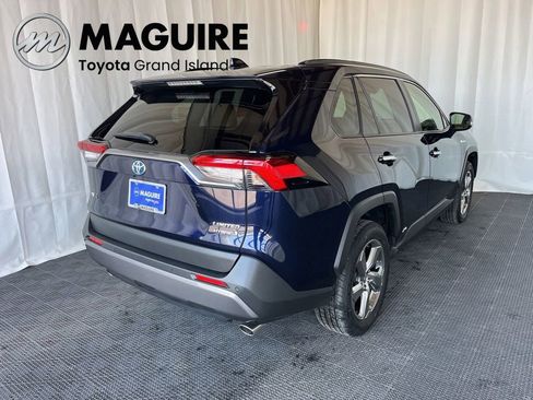 Used 2021 Toyota RAV4 Limited AWD/4WD image 32