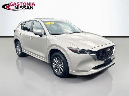 Used 2025 MAZDA CX-5 AWD 2.5 S w/ Select Package image 10