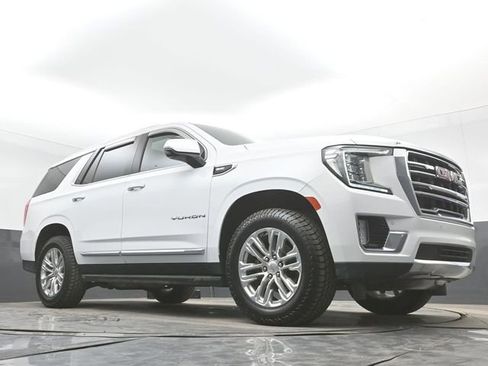 Used 2022 GMC Yukon SLT w/ SLT Premium Package image 46