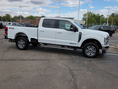 Used 2025 Ford F250 Lariat AWD/4WD image 20