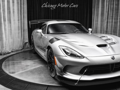 Used 2015 Dodge Viper SRT-10 RWD image 41