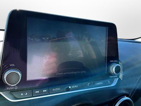 Used 2024 Nissan Sentra SV image 30